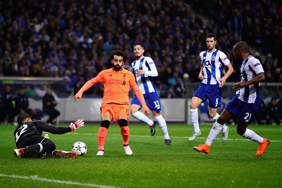 赛地聚焦——葡超加时末段热度飙升，费耶诺德回应争议，压力陡增，身体对抗强度拉满的简单介绍