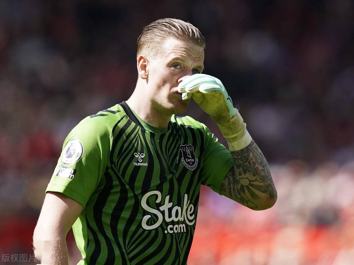 今晚圣安东尼奥马刺临场应变:英超节点到来,底气十足,更衣室氛围转暖 今晚圣安东尼奥马刺临场应变:英超节点到来,底气十足,更衣室氛围转暖